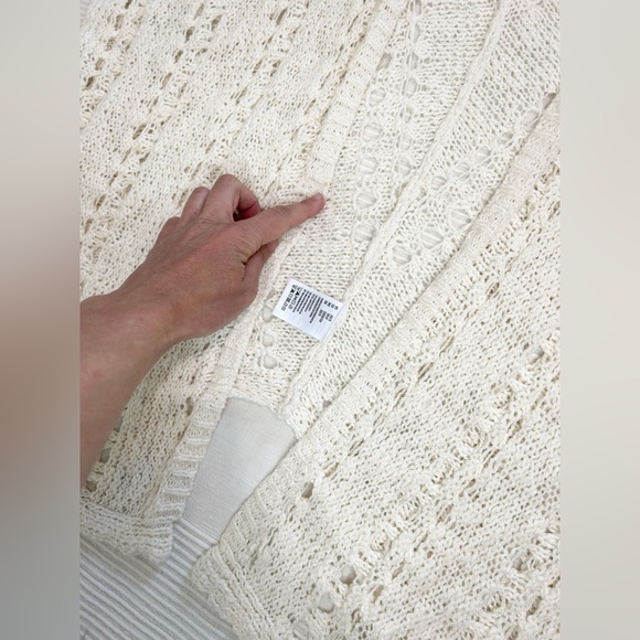 American Eagle Boho Oversized Sleeveless Crochet Cardigan - Picture 14 of 14